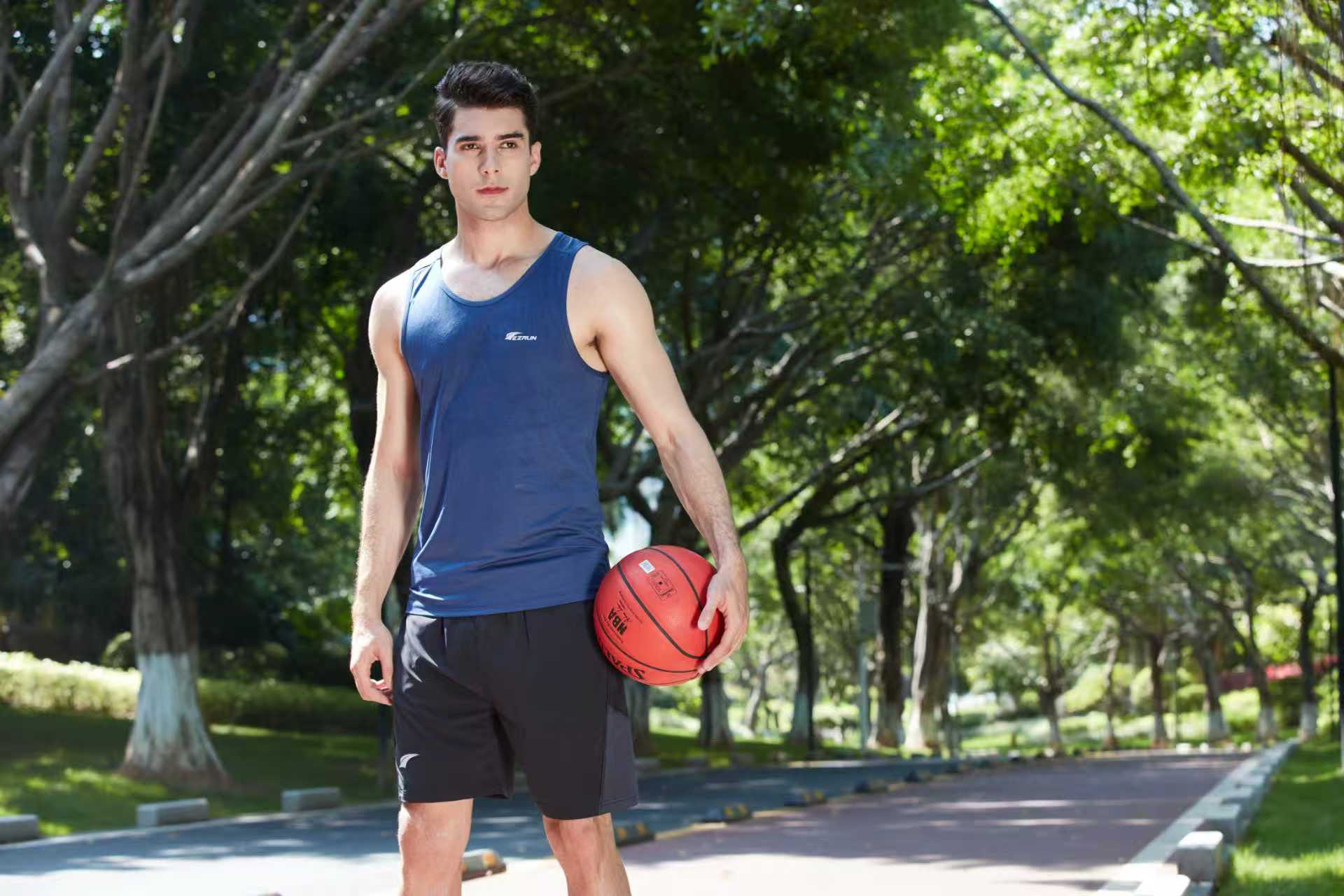 Mesh vs. Woven: What’s the Difference in Basketball Jerseys?