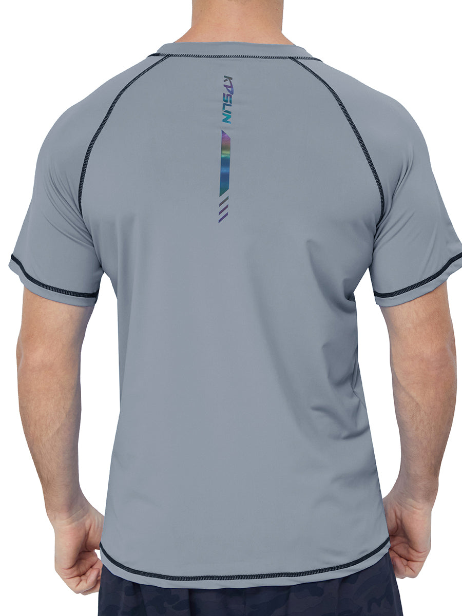 Men‘s Short Sleeve Swim Shirts